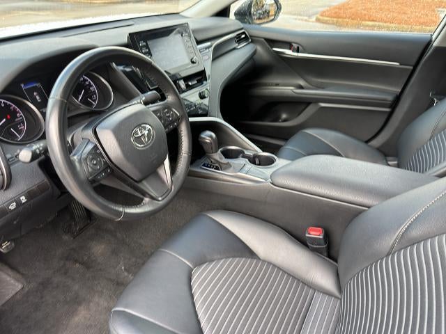 2024 Toyota Camry SE Auto (SE)