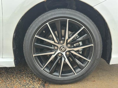 2024 Toyota Camry SE Auto (SE)