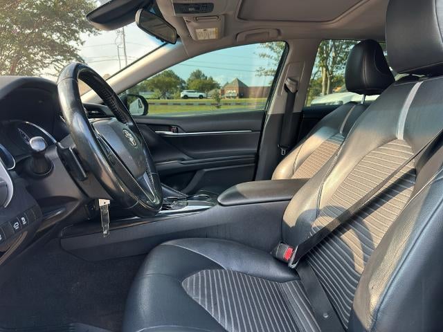 2020 Toyota Camry SE Auto (Natl)