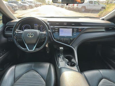 2020 Toyota Camry SE Auto (Natl)