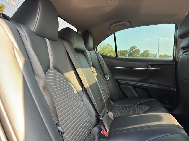 2020 Toyota Camry SE Auto (Natl)