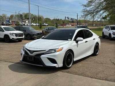 2020 Toyota Camry XSE Auto (Natl)