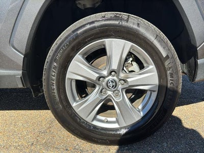 2024 Toyota RAV4 Hybrid LE AWD (Natl)