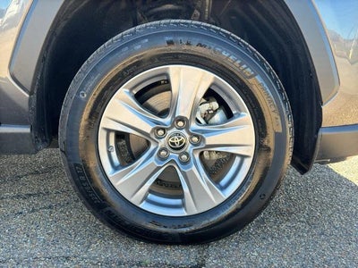 2024 Toyota RAV4 Hybrid LE AWD (Natl)