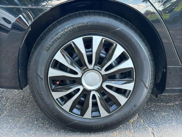 2012 Toyota Camry 4dr Sdn I4 Auto LE (Natl)