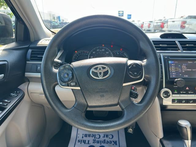 2012 Toyota Camry 4dr Sdn I4 Auto LE (Natl)