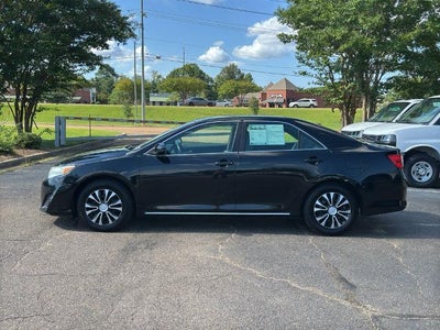 2012 Toyota Camry 4dr Sdn I4 Auto LE (Natl)