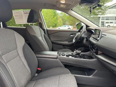 2021 Nissan Rogue AWD SV