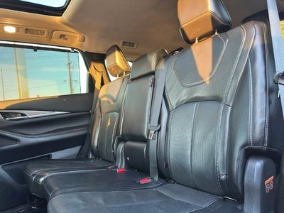2023 INFINITI QX60 LUXE AWD