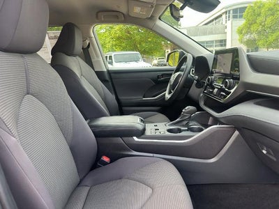 2023 Toyota Highlander L FWD (Natl)