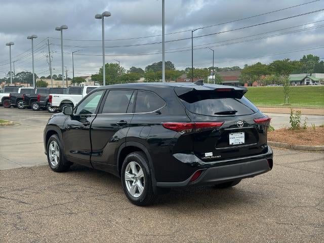 2023 Toyota Highlander L FWD (Natl)