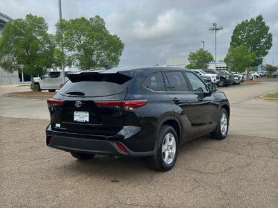 2023 Toyota Highlander L FWD (Natl)