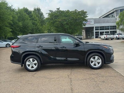 2023 Toyota Highlander L FWD (Natl)