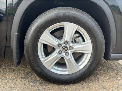 2023 Toyota Highlander L FWD (Natl)