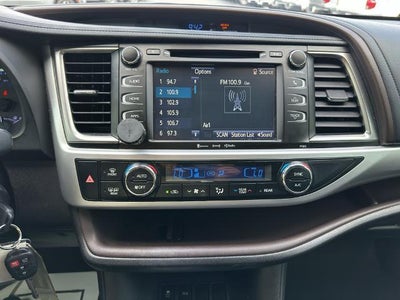 2018 Toyota Highlander LE Plus V6 FWD (SE)
