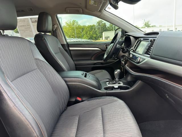 2018 Toyota Highlander LE Plus V6 FWD (SE)