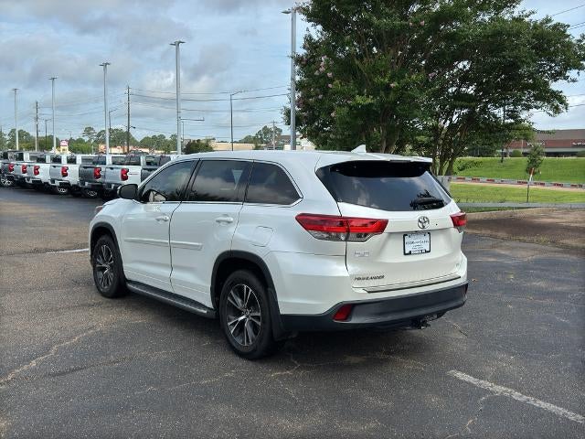 2018 Toyota Highlander LE Plus V6 FWD (SE)