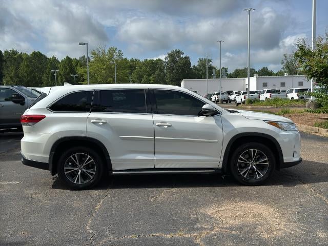 2018 Toyota Highlander LE Plus V6 FWD (SE)