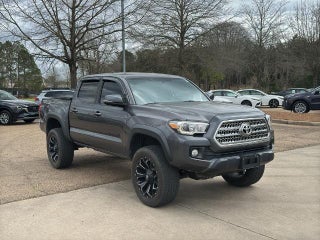 2017 Toyota Tacoma TRD Off Road Double Cab 5' Bed V6 4x4 AT (Natl)