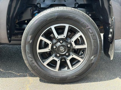 2019 Toyota Tundra 4WD 4WD SR5 CrewMax 5.5' Bed 5.7L (Natl)