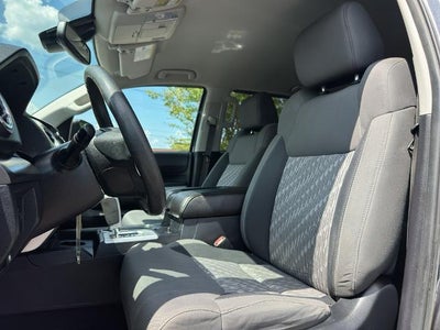 2019 Toyota Tundra 4WD 4WD SR5 CrewMax 5.5' Bed 5.7L (Natl)
