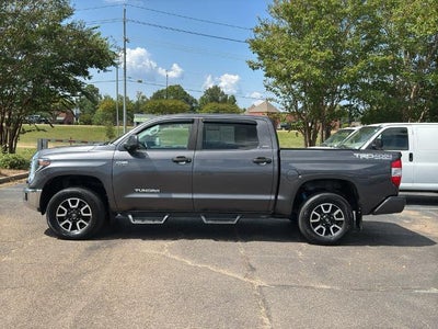 2019 Toyota Tundra 4WD 4WD SR5 CrewMax 5.5' Bed 5.7L (Natl)