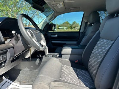 2019 Toyota Tundra 2WD 2WD SR5 CrewMax 5.5' Bed 5.7L (SE)