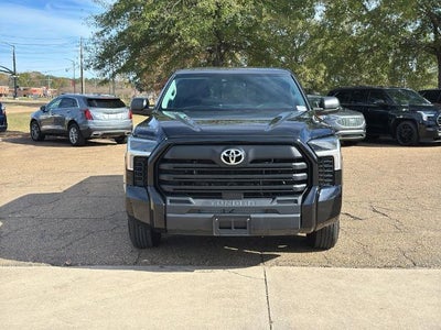 2022 Toyota Tundra 2WD 2WD SR Double Cab 6.5' Bed (Natl)