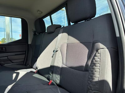 2022 Toyota Tundra 2WD 2WD SR Double Cab 6.5' Bed (Natl)
