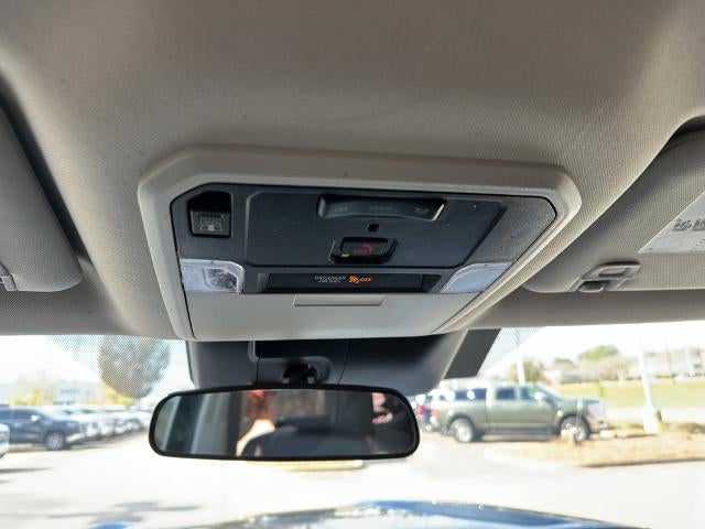 2022 Toyota Tundra 2WD 2WD SR Double Cab 6.5' Bed (Natl)