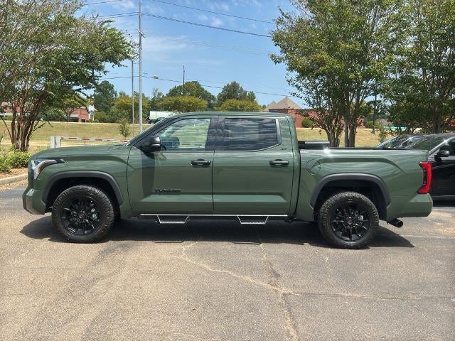 2023 Toyota Tundra 2WD 2WD SR5 CrewMax 5.5' Bed (Natl)