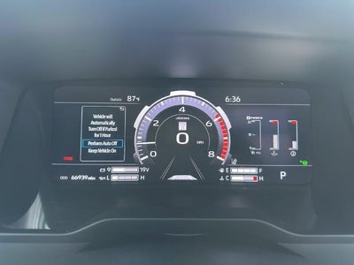 2022 Toyota Tundra 2WD 2WD Platinum CrewMax 5.5' Bed (SE)