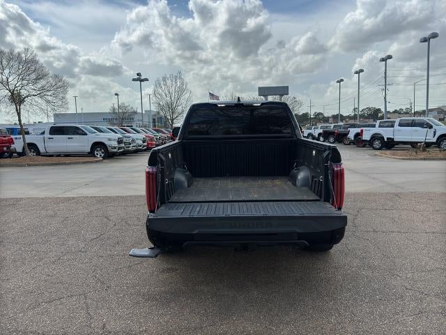 2022 Toyota Tundra 2WD 2WD Platinum CrewMax 5.5' Bed (SE)