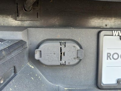 2022 Toyota Tundra 2WD 2WD Platinum CrewMax 5.5' Bed (SE)