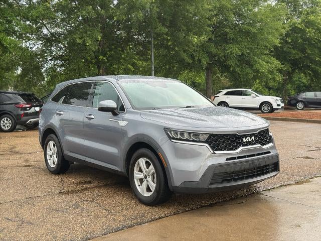 2023 Kia Sorento LX AT's photo