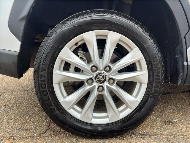 2023 Toyota Corolla Cross LE 2WD (Natl)