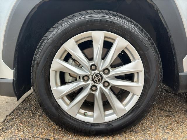 2023 Toyota Corolla Cross LE 2WD (Natl)