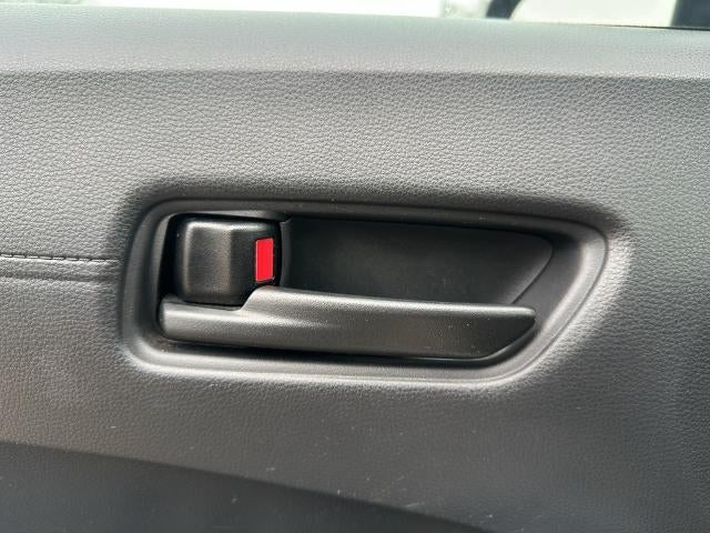 2023 Toyota Corolla Cross LE 2WD (Natl)