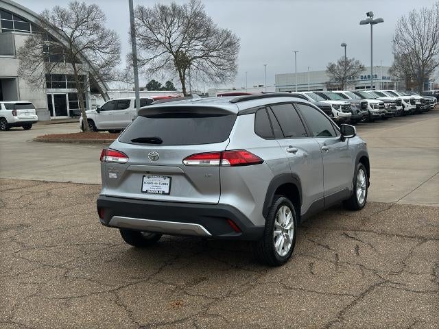 2023 Toyota Corolla Cross LE 2WD (Natl)