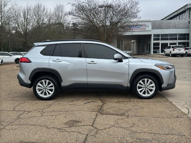 2023 Toyota Corolla Cross LE 2WD (Natl)