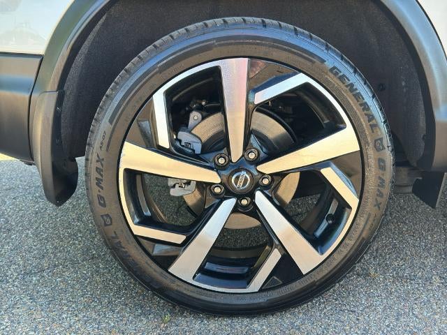 2022 Nissan Rogue Sport FWD SL