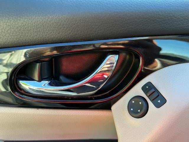 2022 Nissan Rogue Sport FWD SL