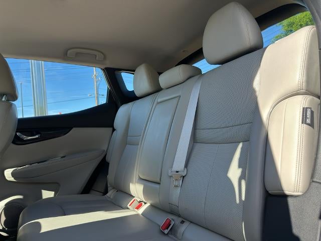 2022 Nissan Rogue Sport FWD SL