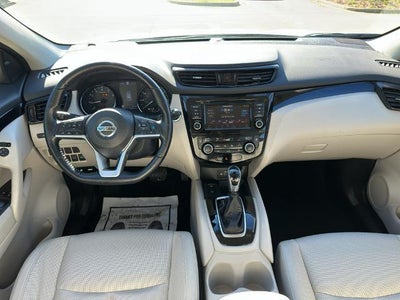 2022 Nissan Rogue Sport FWD SL