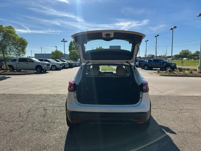 2022 Nissan Rogue Sport FWD SL