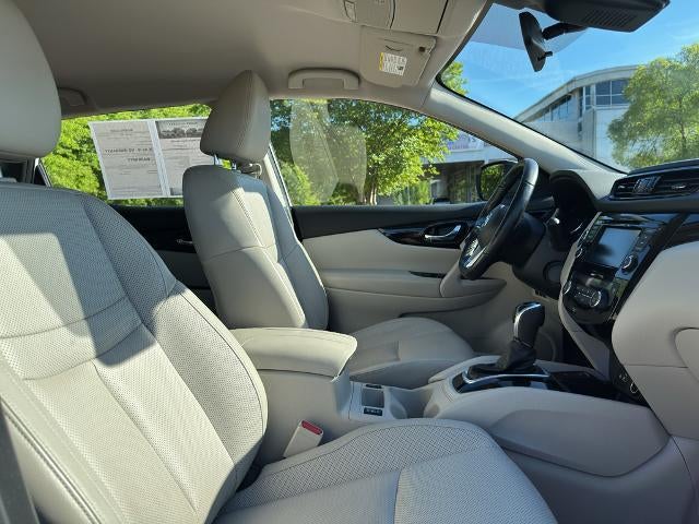 2022 Nissan Rogue Sport FWD SL