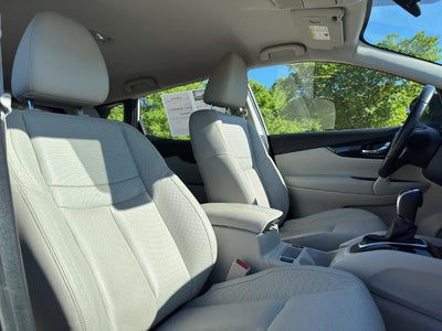 2022 Nissan Rogue Sport FWD SL