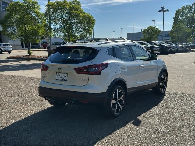 2022 Nissan Rogue Sport FWD SL