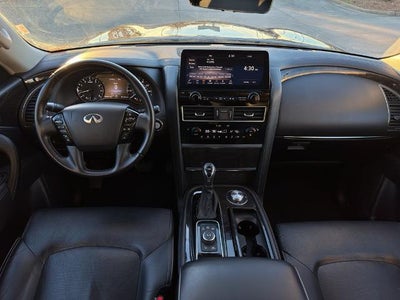 2024 INFINITI QX80 LUXE AWD