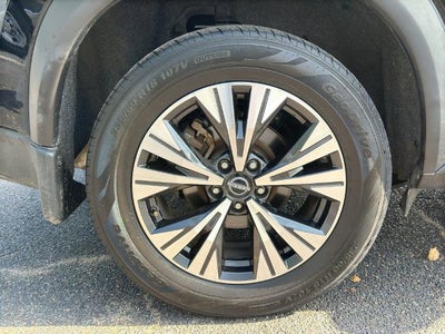 2023 Nissan Rogue FWD SV